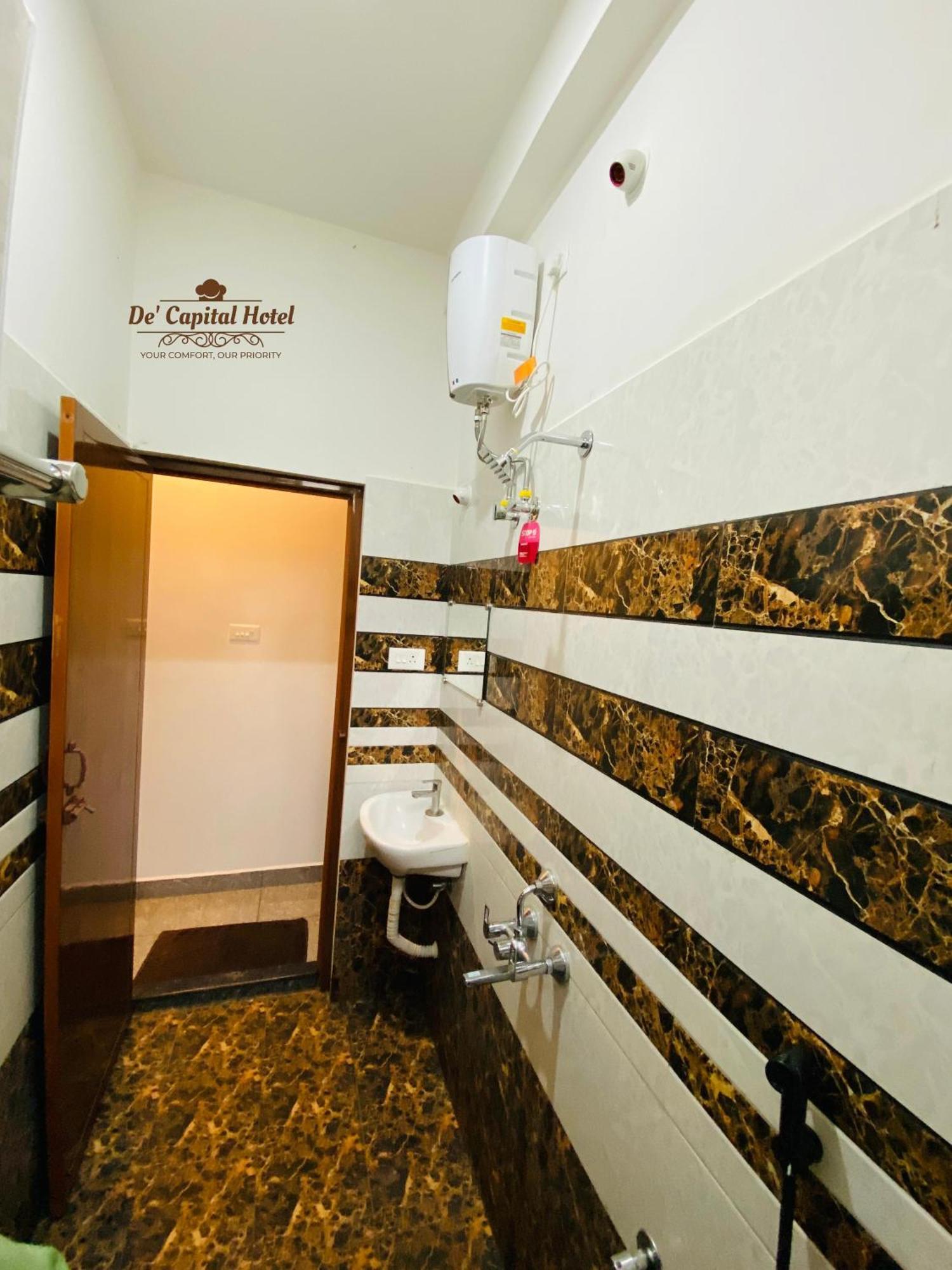 De' Capital Hotel Pondicherry Exterior foto